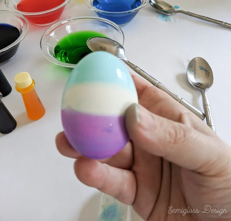 How To Dye Eggs With Food Coloring: Color Blocked Eggs